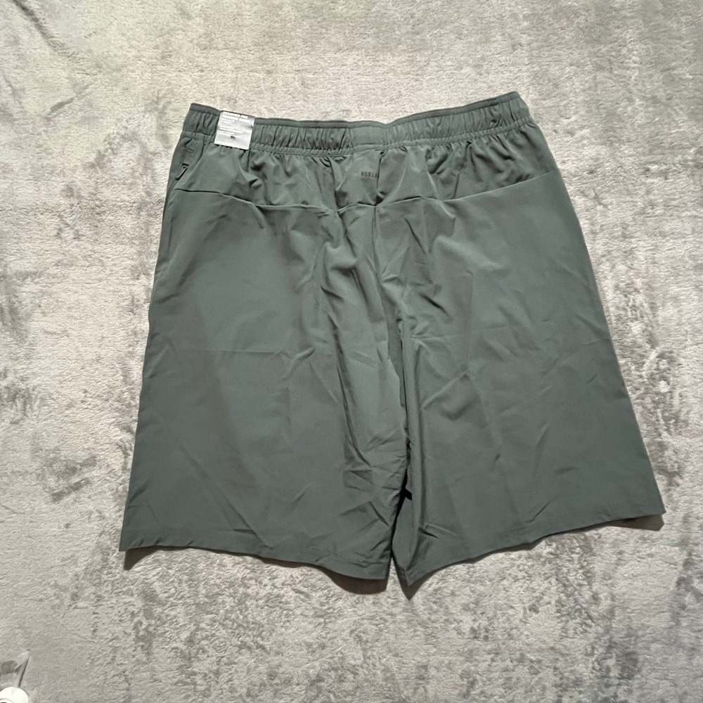 Adidas D4T Training Shorts Men Large Legend Ivy Green 9 Inch Inseam IS2263 - Picture 2 of 7